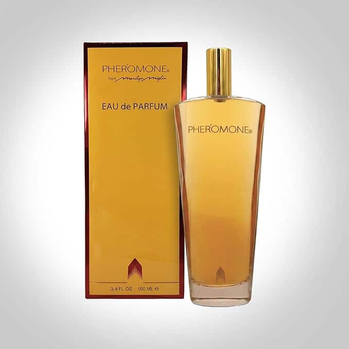 pheromone-eau-de-parfum-women-bottle